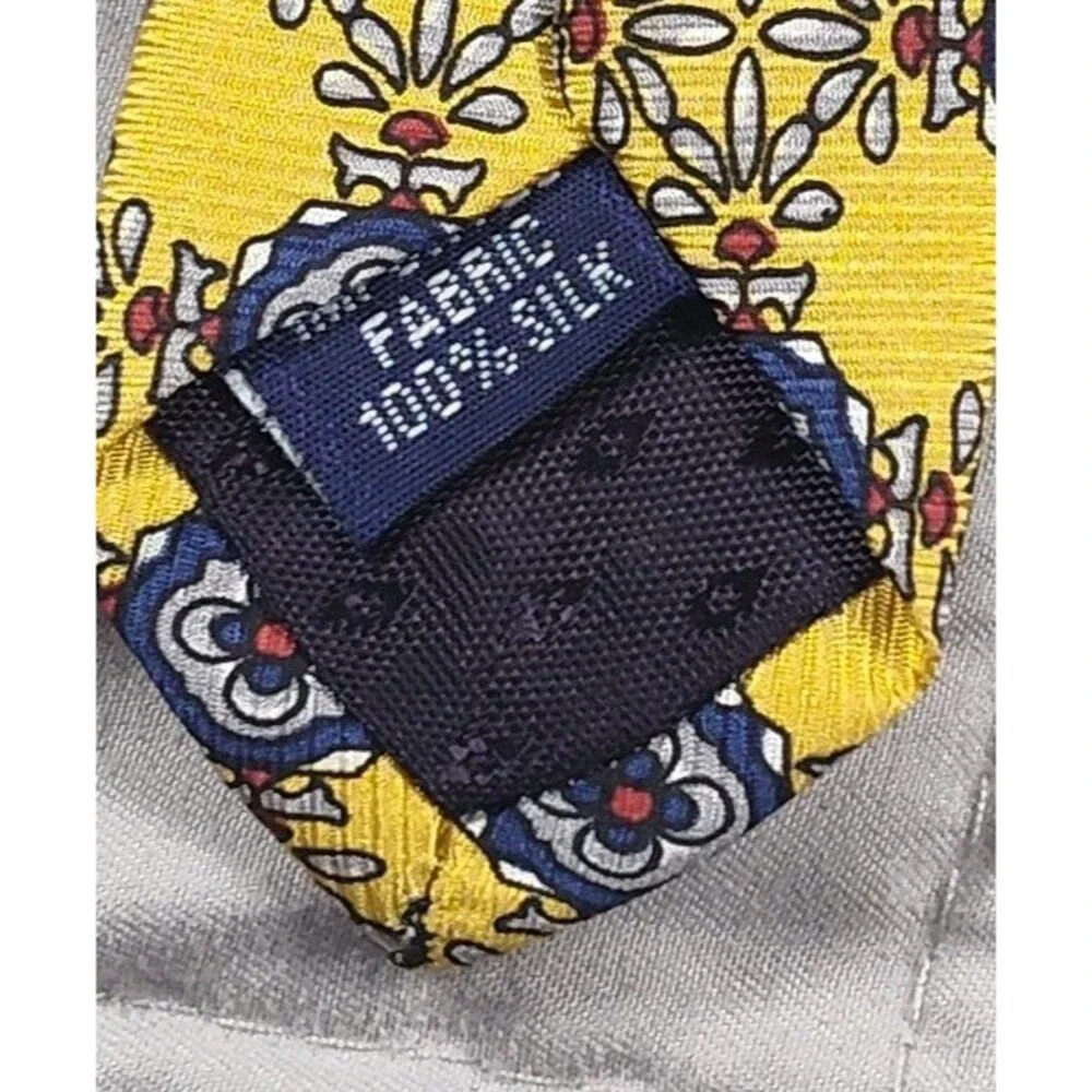 RIVETZ of BOSTON Tie 100% Silk Yellow Necktie Mens Business Formal‎ USA Made